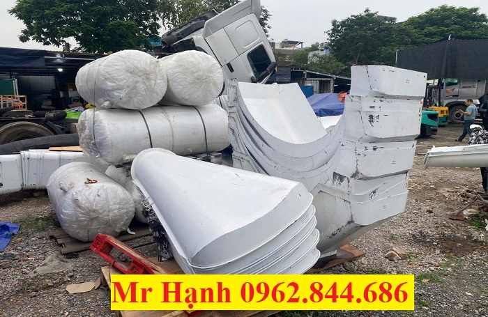 bình nước xe trộn bê tông