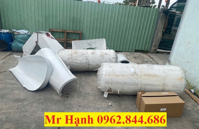 bình nước xe trộn bê tông